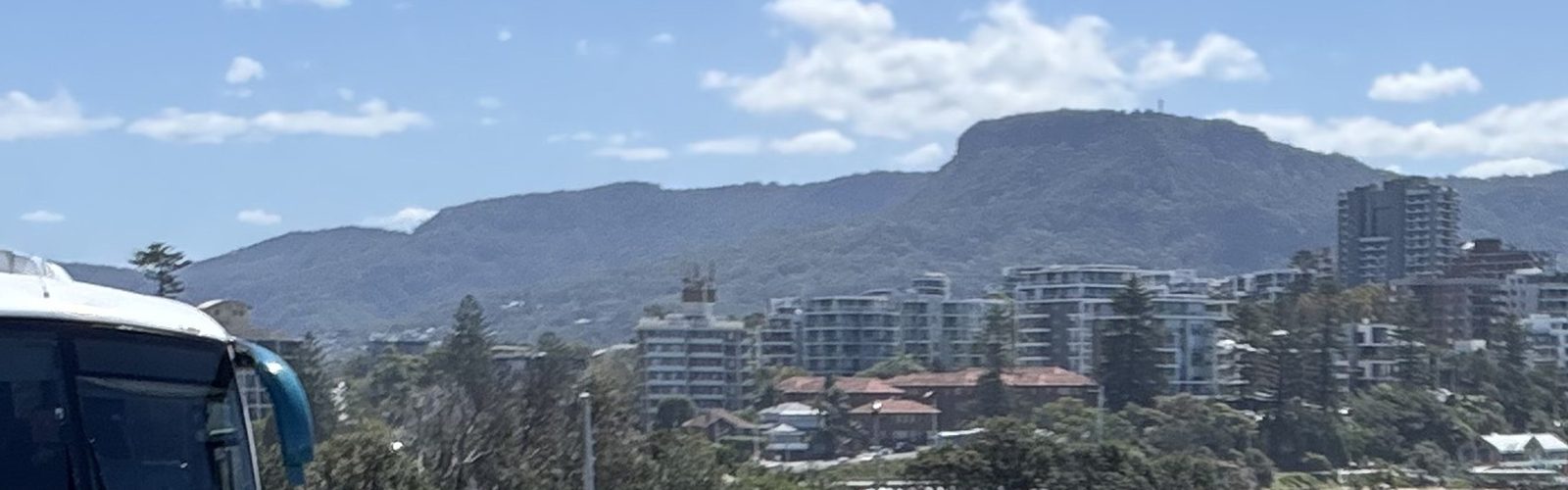 Existing view west from Flagstaff Hill lighthouse to Mt Keira, with the city skyline below the escarpment